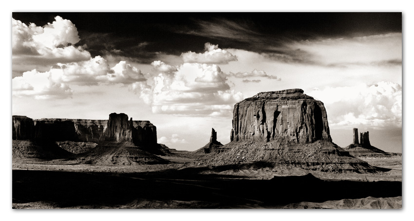 B&WMusings010 Monument Valley from John Ford Point Arizona
